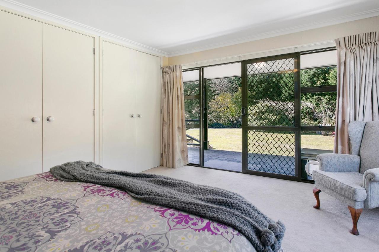Lupin Lodge Bed & Breakfast Taupo Exterior photo